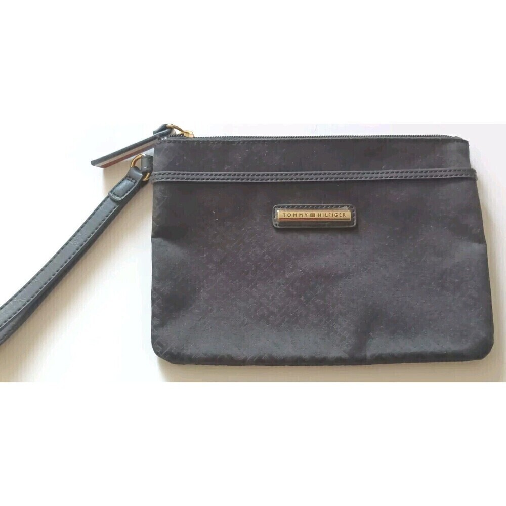 Tommy Hilfiger Wristlet Wallet Purse Clutch Black All Over Logo Print Zippered - Picture 2 of 10